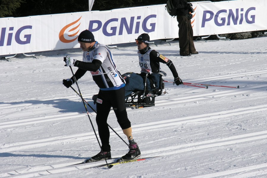 Niepełnosprawni na starcie XXXV Biegu Piastów na dystansie 50 km stylem klasycznym