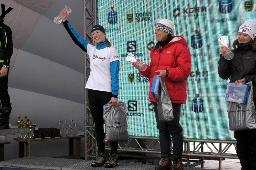 Katarzyna Witek na podium Biegu Piastów