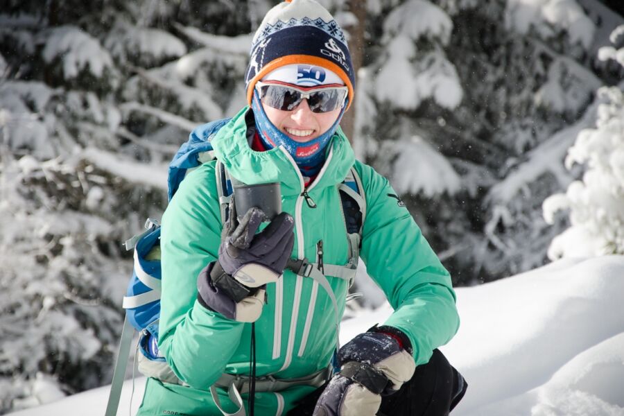 O piciu na biegówkach i nartach backcountry